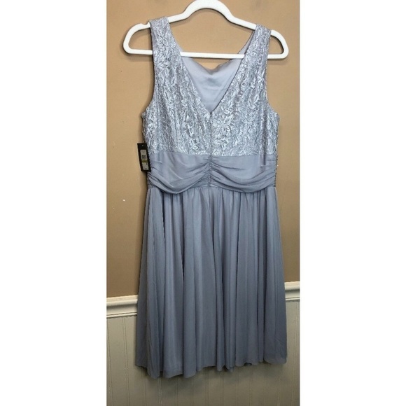 Jessica Howard Evening Gray Sleeveless LaceyTop Dress Size 14 NWT - Picture 2 of 5
